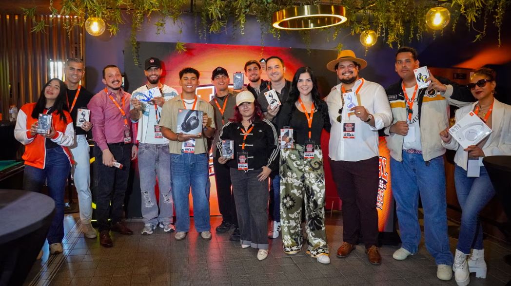 Desde tu primera canci�n hasta la �ltima llamada, JBL pone sonido al regreso a clases