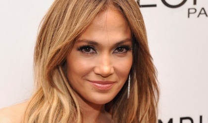 JLO gasta B/.25.000 para lucir ms joven!