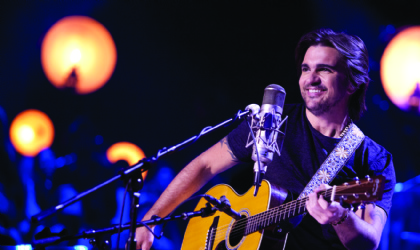 Juanes presenta su nueva cancin: La Seal