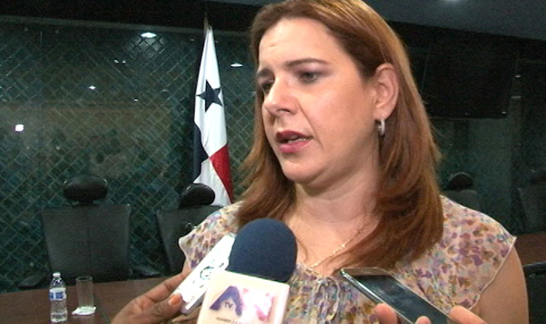 Julia Guardia se mantendr al frente del IDAAN hasta que sea escogido su reemplazo