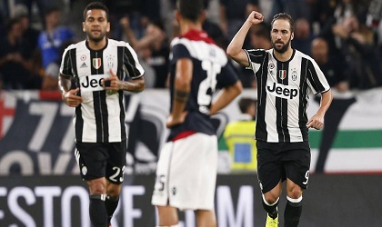 La Juventus golea y vuelve al liderato