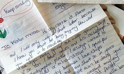 Kate Moss responde la carta de una fan luego de 22 aos