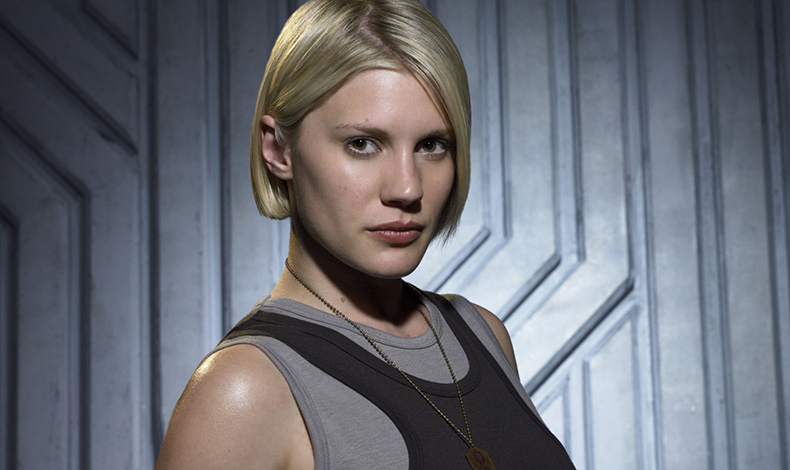 The Flash ficha a Katee Sackhoff para la cuarta temporada