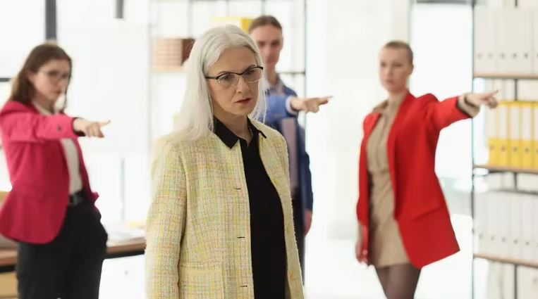 6 de cada 10 personas trabajadoras fueron discriminadas por su edad o conoce a alguien que lo fue