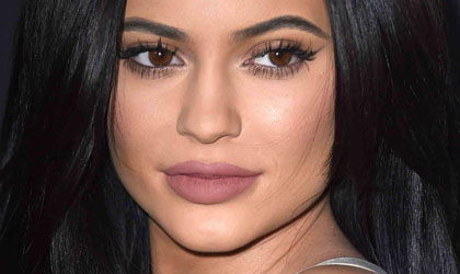 Kylie Jenner vuelve a provocar en sus redes