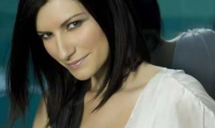Laura Pausini ya es mam!