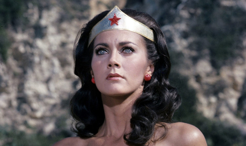 Lynda Carter defiende a Wonder Woman de las crticas de James Cameron