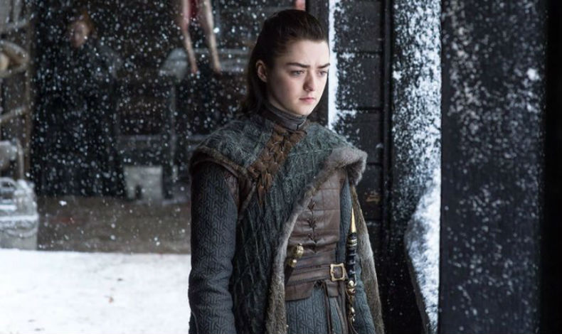 Maisie Williams se despide de la serie con un tatuaje