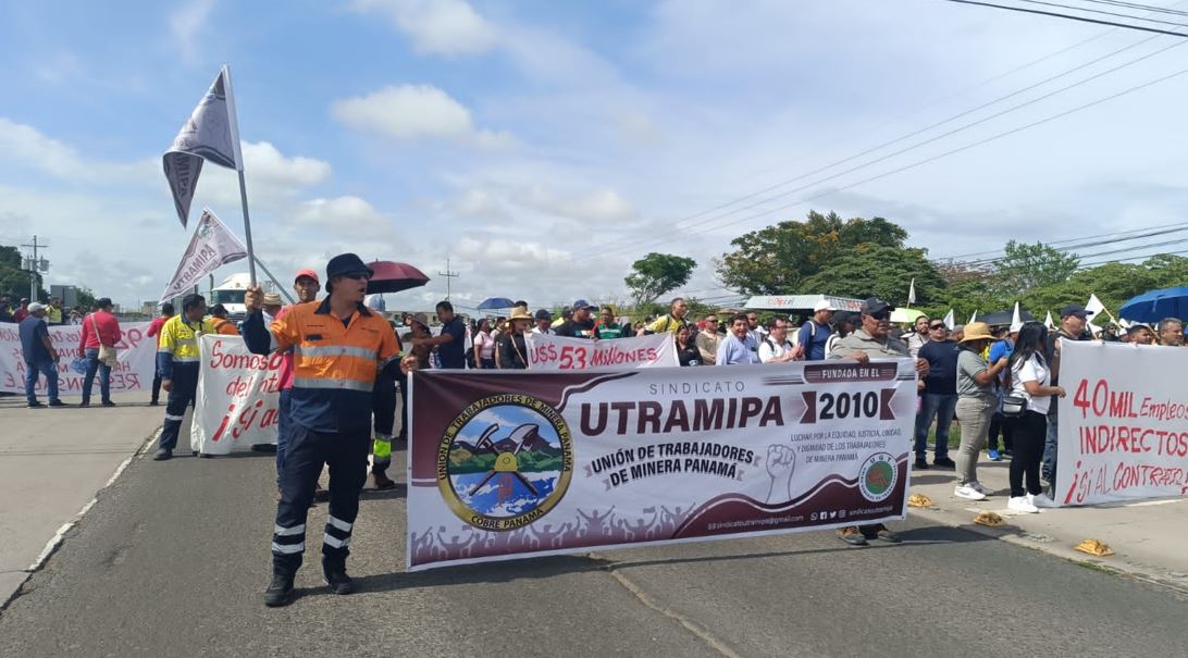 Colaboradores de Minera Panam realizan Marcha Pacfica