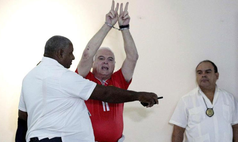 Martinelli asegura que regres a Panam para recuperar su reputacin