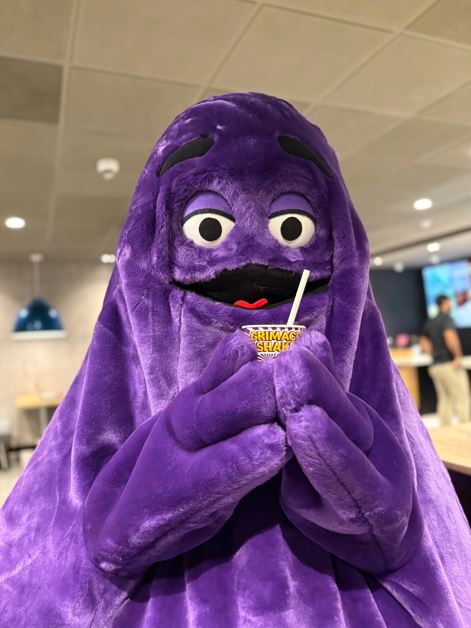 Adivinen quien regres! McDonalds apuesta por la innovacin con el lanzamiento del nuevo Grimace Shake en Panam