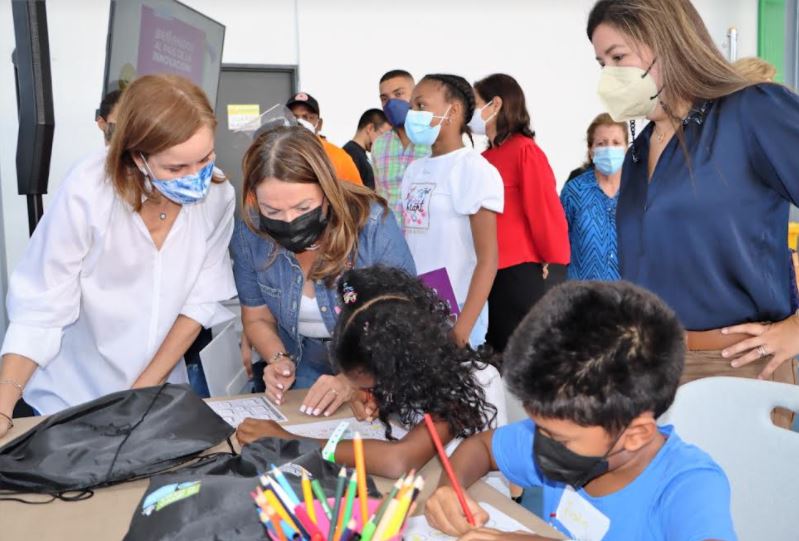 Con entusiasmo y alegra, 100 estudiantes inician primer Campamento STEAM de 2022