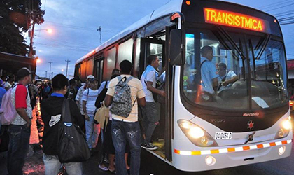 Ejecutivo aprueba canal del Metro Bus en contrava