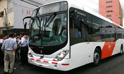 Mi Bus:  A un ao del nuevo  transporte de Panam