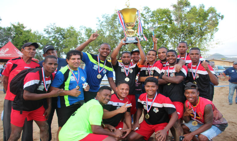 San Miguelito se proclama campen