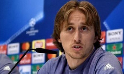 Modric se siente contento de que Maradona no juegue el día de hoy