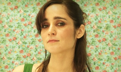 Julieta Venegas nos presenta su lbum: Los Momentos