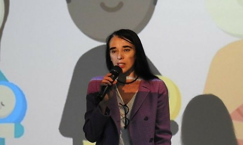 Expositora internacional participa en importante foro en Panam
