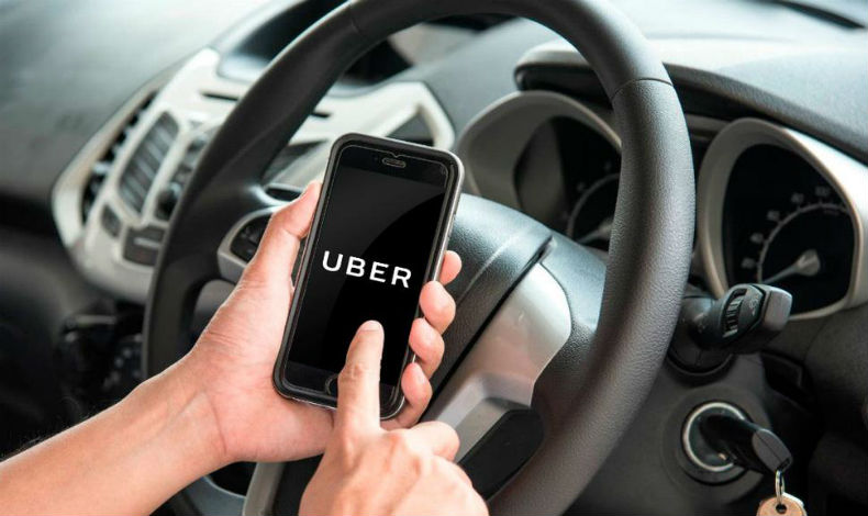 Panam prorroga pago en efectivo en Uber hasta el 31 de octubre