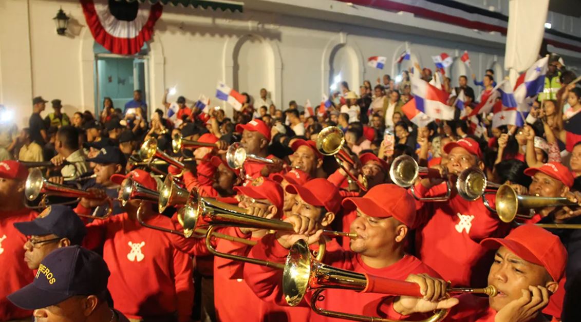 Investigaci�n encuentra el origen de las dianas paname�as y de los primeros desfiles patrios con la participaci�n de bandas escolares
