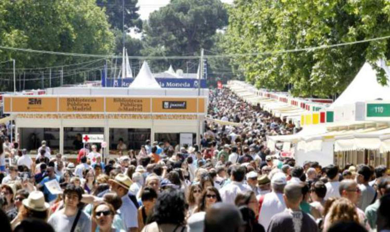 La editorial panamea Fuga est representado al pas en la Feria del Libro en Madrid