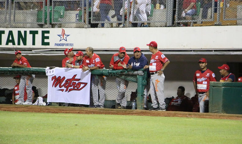 Panam Metro alza la copa del Campeonato Nacional Mayor