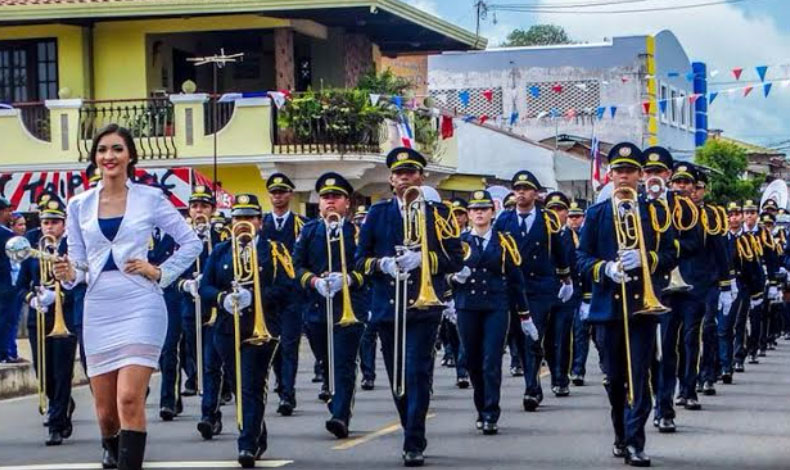 Panam Pacfico invita al encendido del rbol