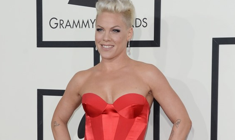 Fans de Christina Aguilera critican a Pink y ella no se queda callada