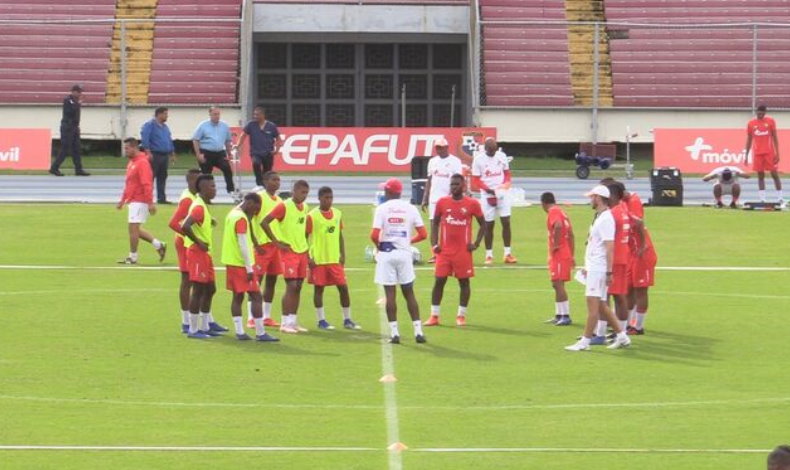 Ya a la venta boletos para encuentro Panam vs El Salvador