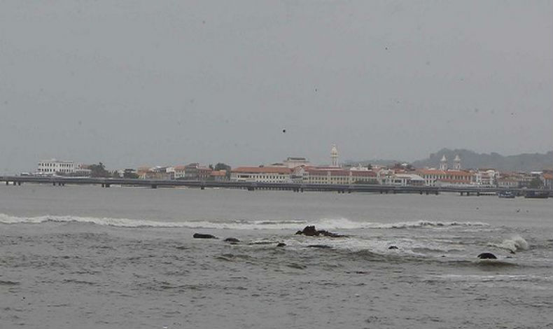 Se mantiene vigente aviso por condiciones del mar adverso