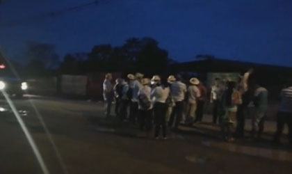 Protestan en la provincia de Dair�n por mal estado de las carreteras