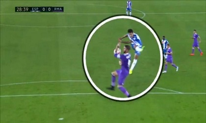 Critican a Sergio Ramos por mano ante el Espanyol