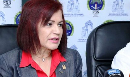 Fiscal Superior del Ministerio Pblico renuncia a su cargo