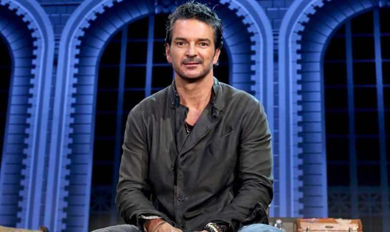 Ricardo Arjona demuestra su compromiso