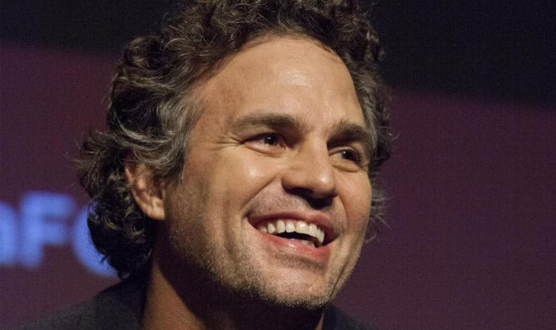 Sabas que Mark Ruffalo fue operado de un tumor cerebral?