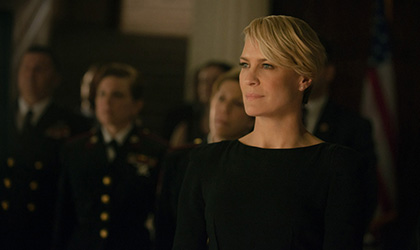 Robin Wright amenaza a Netflix y defiende la igualdad salarial en Hollywood