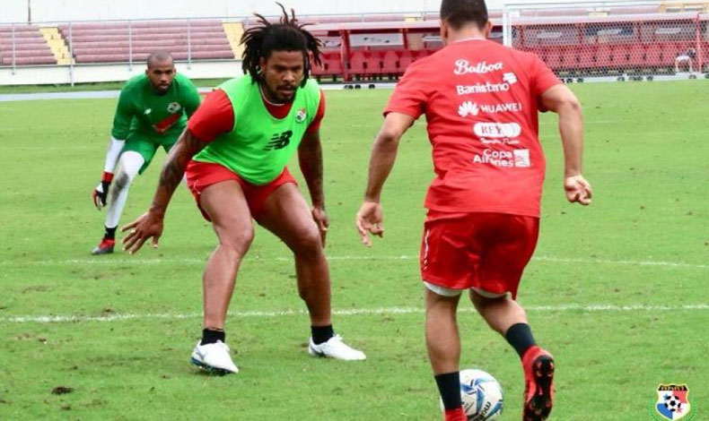 Romn Torres va con todo en amistoso