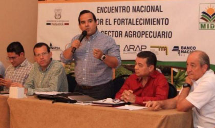 En Azuero establecen las bases para fortalecer el sector agropecuario