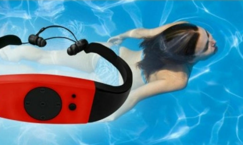 Auriculares que podrs introducir en el agua en este verano