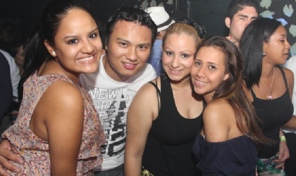 Fotos desde la Discoteca Seis del sbado 20 de abril