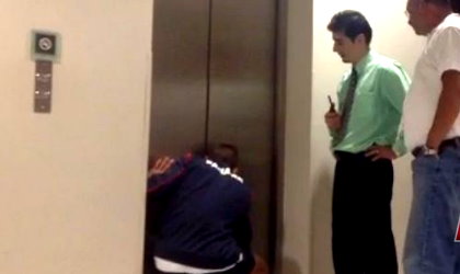 12 jugadores de Panam� atrapados en un elevador en Costa Rica