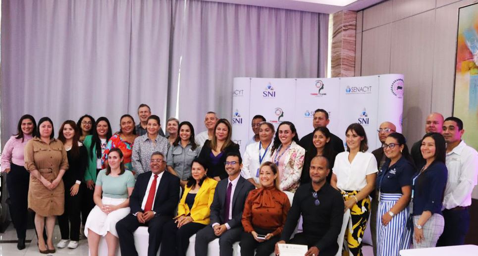 La Senacyt realiz el cierre del proyecto Think Tank de la UNACHI