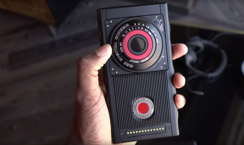 Revelan ms detalles sobre el extrao smartphone hologrfico de RED