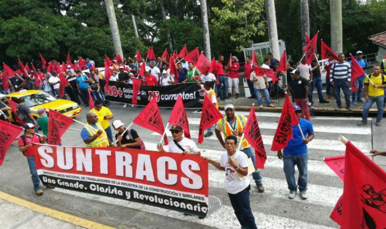 Suntracs anuncia huelga general para el 18 de abril