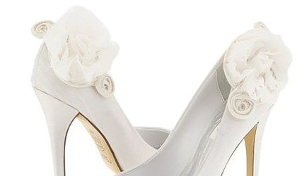 Zapatos blancos: que horror, bueno ya no tanto