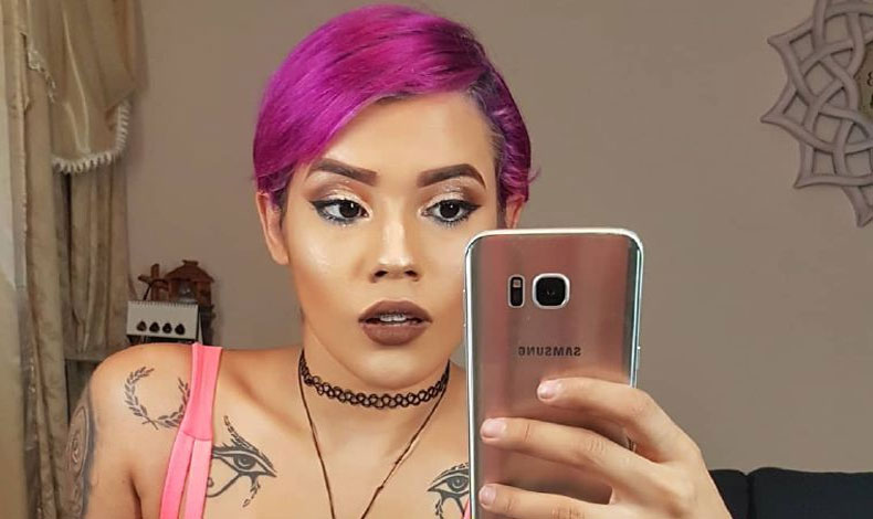 La exhermanita Nelva Saldaa realizar taller de maquillaje
