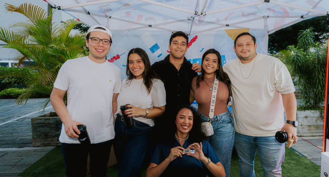 M�s de 700 personas se dieron cita en Calle Uruguay para vivir TapeAndo
