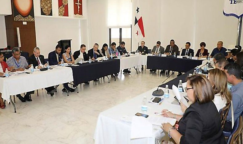 TE coordina metodologa para debates presidenciales