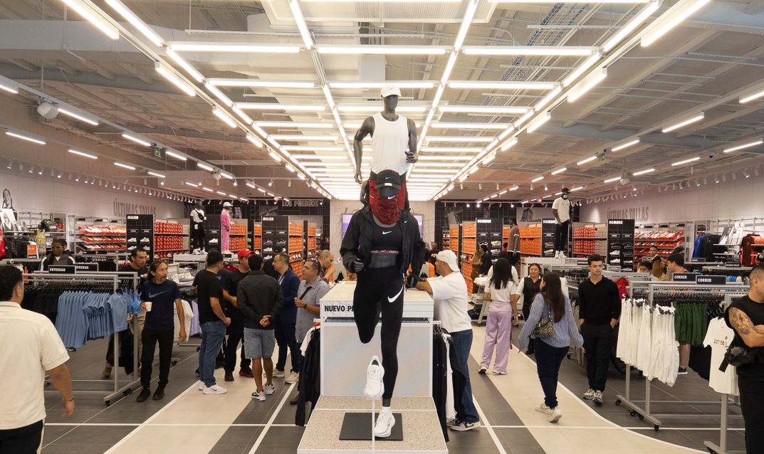 Nike Factory abre una tienda en Los Pueblos con mas de 1,000 metros cuadrados y precios incre�bles