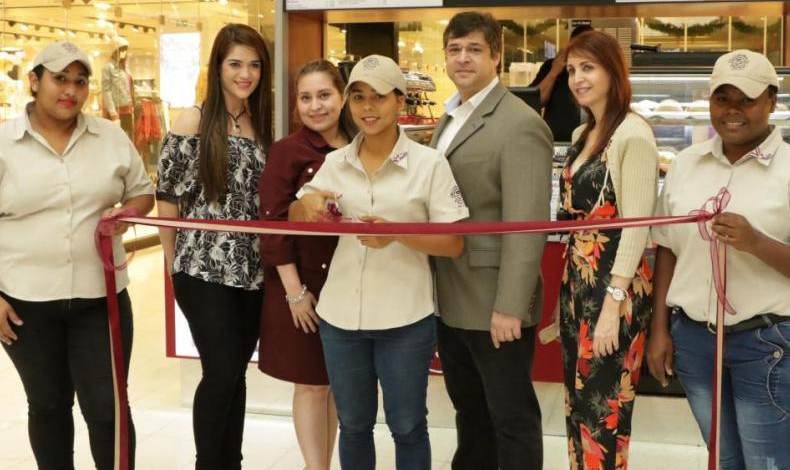 The Coffe Bean & Tea Leaf creen en Panam